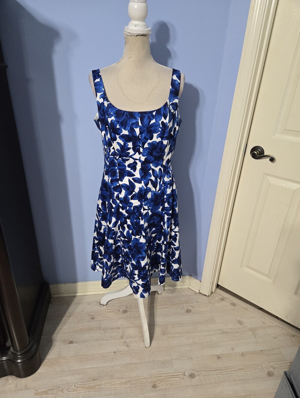 Jones Studio Size 12 Womens Dress